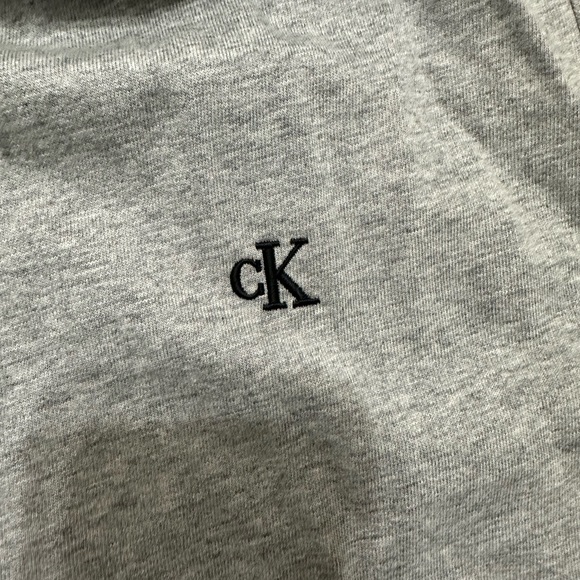 Calvin Klein Top - Picture 3 of 4